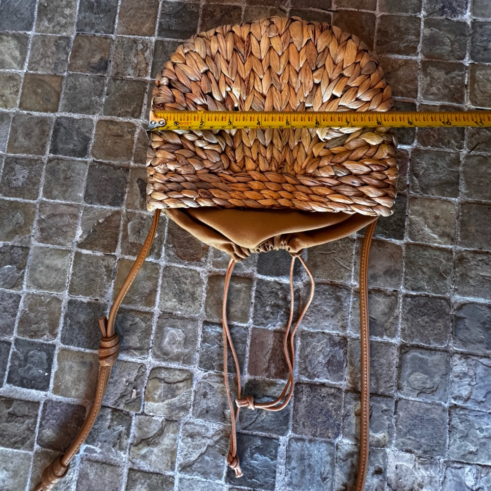 Brown Woven Crossbody Bag - Picture 3 of 4